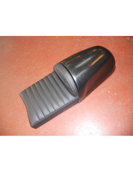 Coque biplace type 750 SS