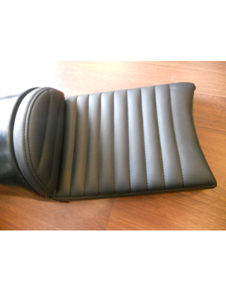 Selle coque Cafe racer