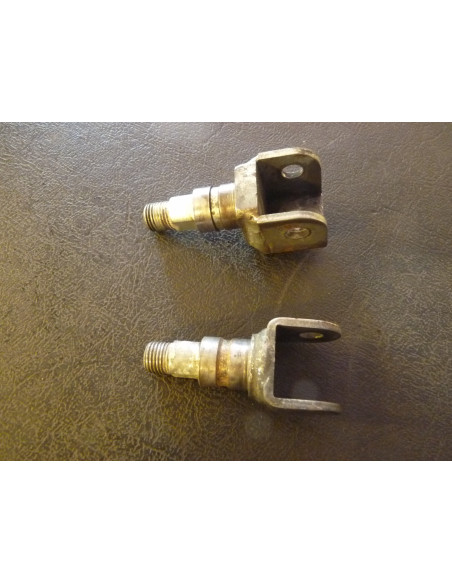 Support repose pieds GSXR 88/95