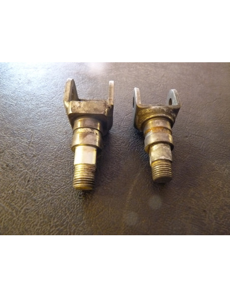 Support repose pieds GSXR 88/95