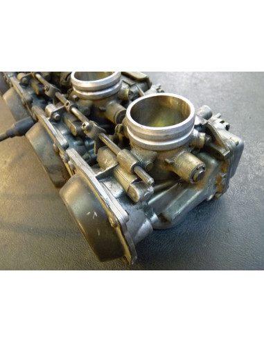 Rampe de carburateurs GSXR 1100 86/88
