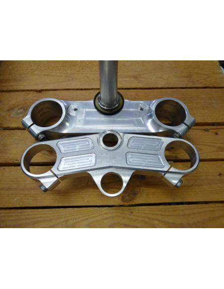 Paire de tés Yoshimura GSXR 750