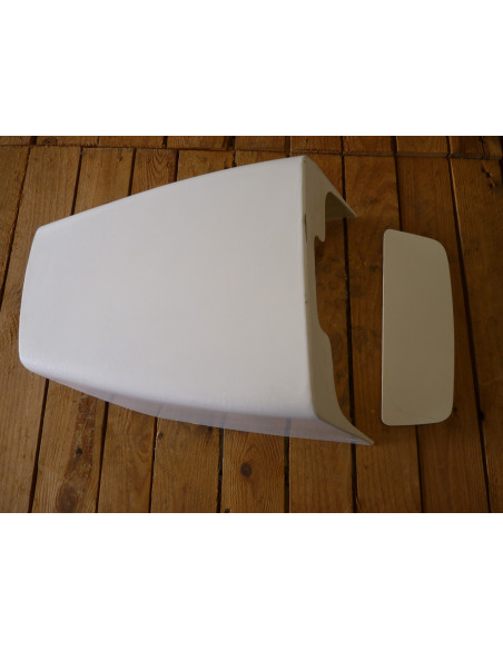Capot de selle GSXR 750 1985