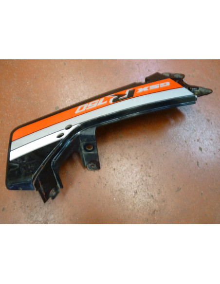 Flanc arrière gauche GSXR 750/86
