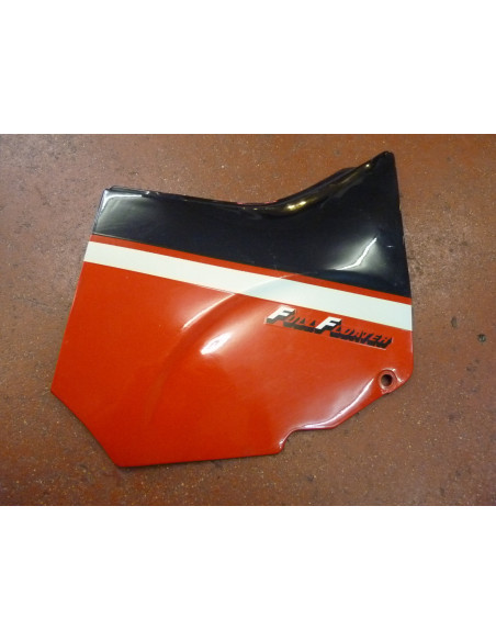 Flanc arrière GSXR 1100/87