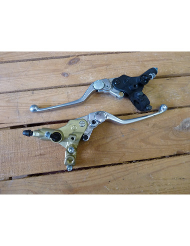 Maitre cylindre de frein Brembo