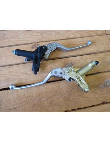 Maitre cylindre de frein Brembo