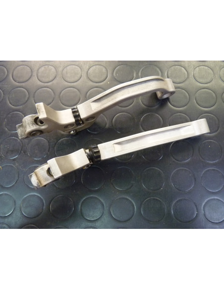 Leviers ISR frottés