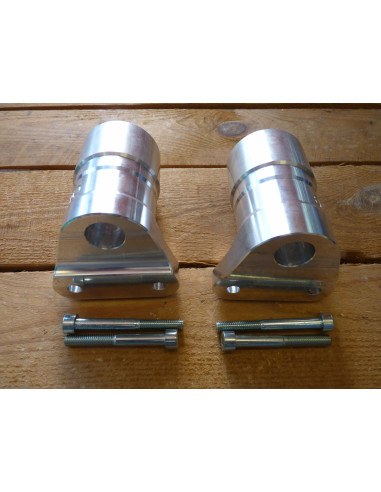 Roulettes alu/alu.