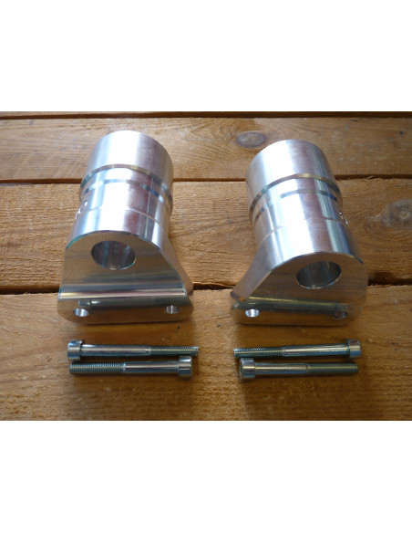 Roulettes alu/alu.