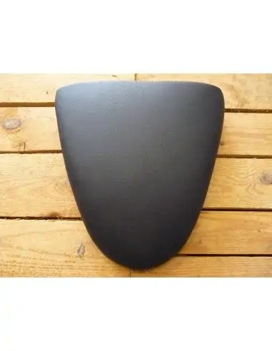 Fonds de selle garnis.
