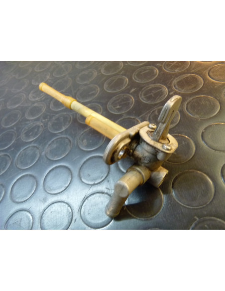 Robinet GSXR 750 85/87
