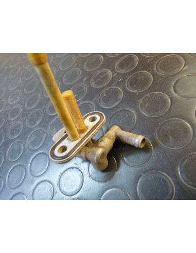 Robinet GSXR 750 85/87