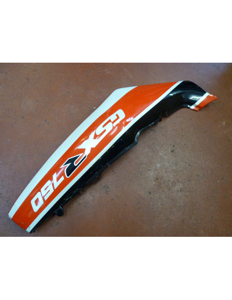 Flanc arrière gauche GSXR 1100/89