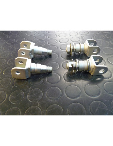 Support repose pieds GSXR 88/95