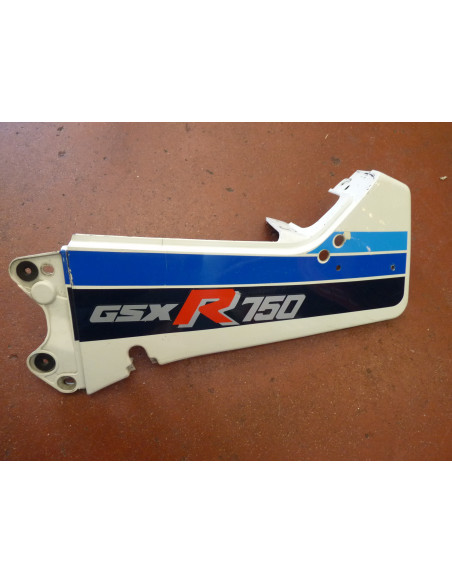 Flanc arrière gauche GSXR 750 1985