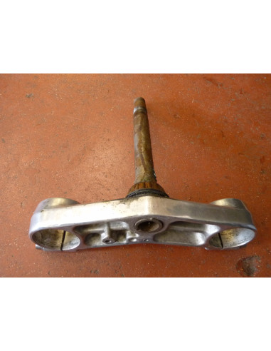Té inférieur GSXR 750 90/91  - 1