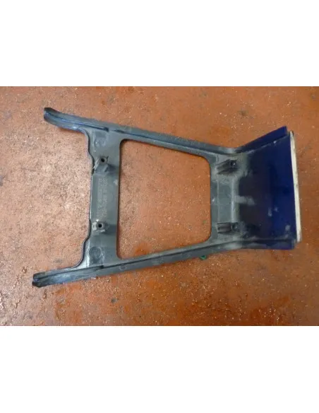 Raccord flanc arrière GSXR 1100/88  - 3