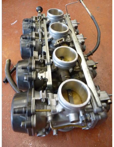 Rampe de carburateurs GSXR 750/91  - 6