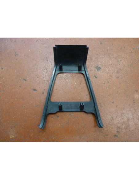 Raccord flanc arrière GSXR 750/1100 86/88  - 2