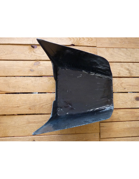 Capot de selle carbone GSXR 750-1100 86-88  - 4