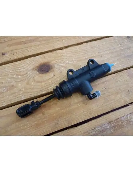 Maitre cylindre arrière Brembo  - 4