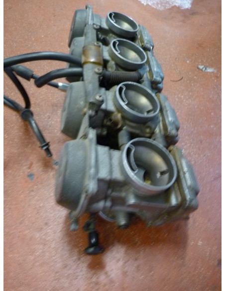Rampe de carburateurs GSXR 1100 86-88  - 3