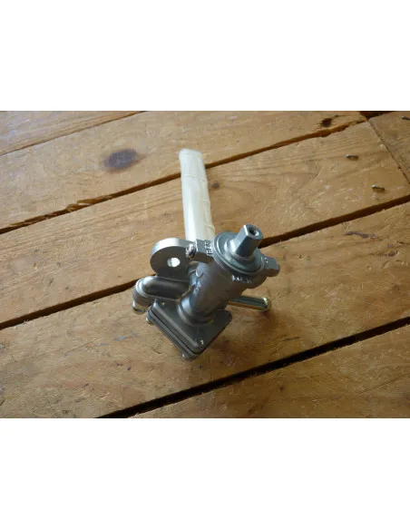 Robinet GSXR 750-1100 88-95  - 2
