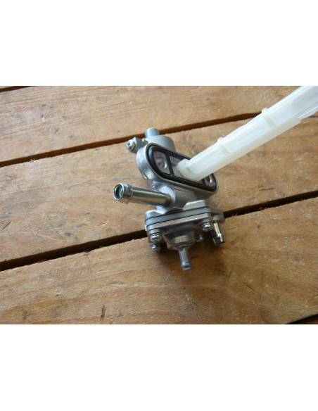 Robinet GSXR 750-1100 88-95  - 3