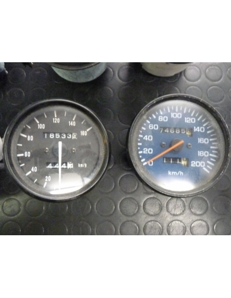 Lot de compteurs moto  - 3