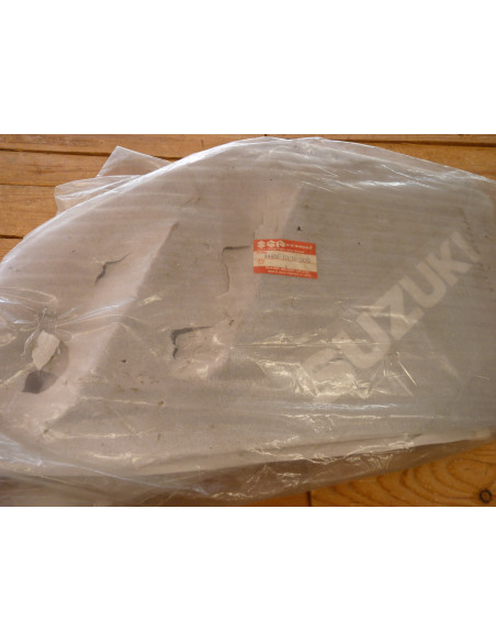 FLANC DE CARENAGE droit GSXR 750 1989  - 1