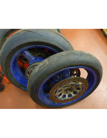 Paire de jantes GSXR 750-1100 95-95  - 1