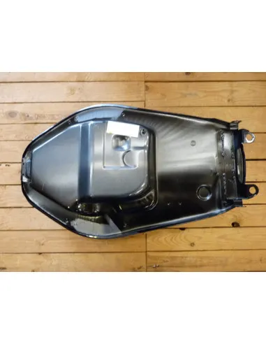 Réservoir GSXR 750 1989  - 5