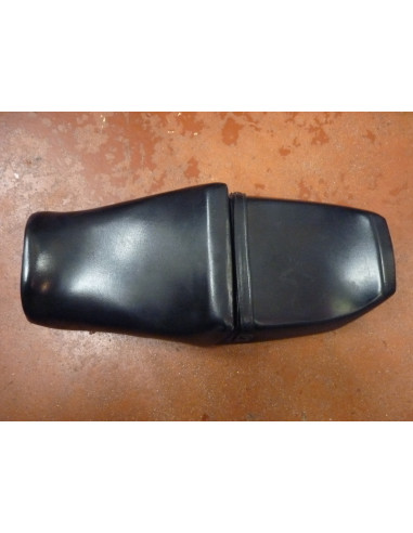 Paire de selles GSXR 750 88-90  - 1
