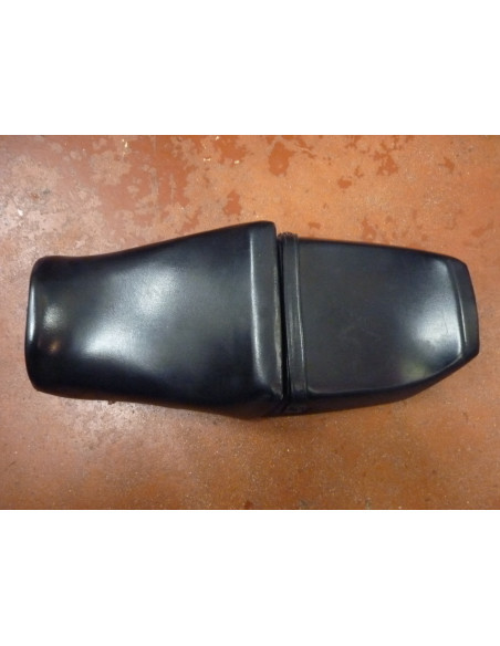 Paire de selles GSXR 750 88-90  - 1