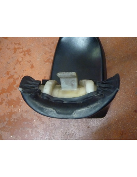 Paire de selles GSXR 750 88-90  - 2