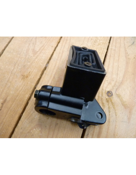 Maitre cylindre de frein GSXR 750-1100 85-88  - 3