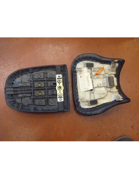 Paire de selles GSXR 600-750-1000 01-03  - 2