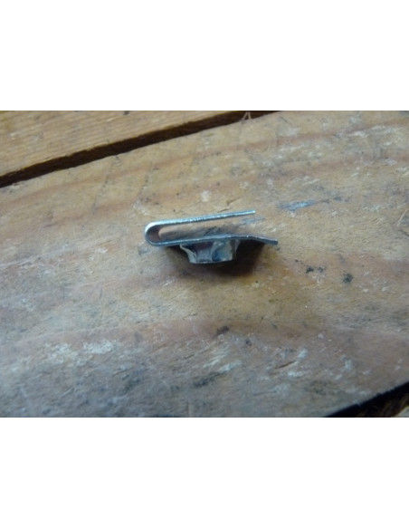 Prisonnier de carénage GSXR 750-1100 88-95  - 2
