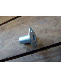 Entretoise de repose pieds GSXR 750-1100  - 1