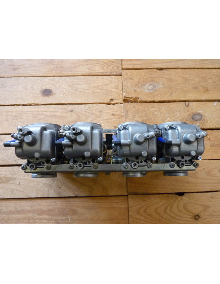 Rampe de carburateurs GSXR 750 90-91  - 4