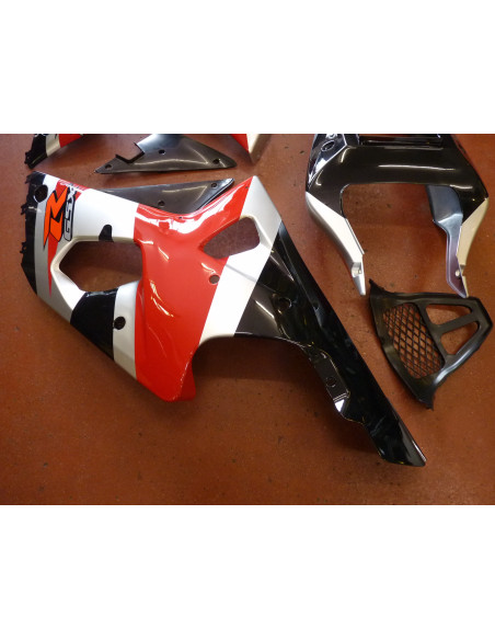 Flancs et coque GSXR 1000 01-02  - 2