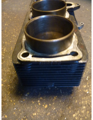 Bloc cylindre GSXR 750 88-89  - 3