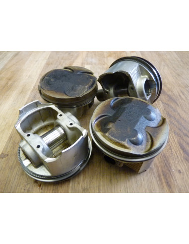 Jeu de 4 pistons GSXR 750 90-91  - 2