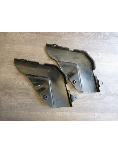 Cache droit boite à air GSXR 750-92  - 2