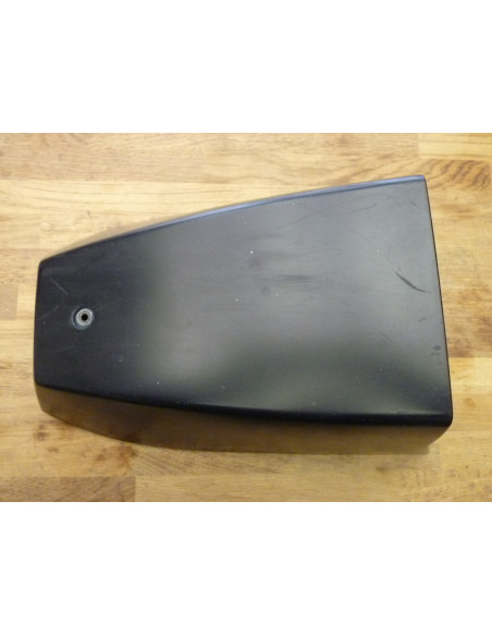 Capot de selle GSXR 750-1100 88-90  - 1