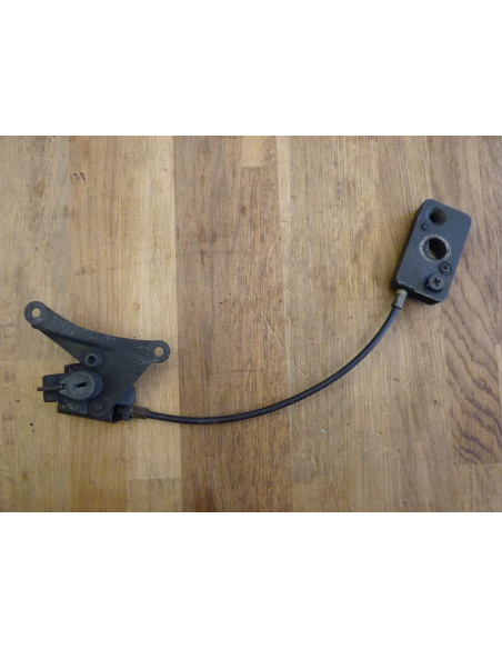 Kit serrure de selle GSXR 750-85  - 2