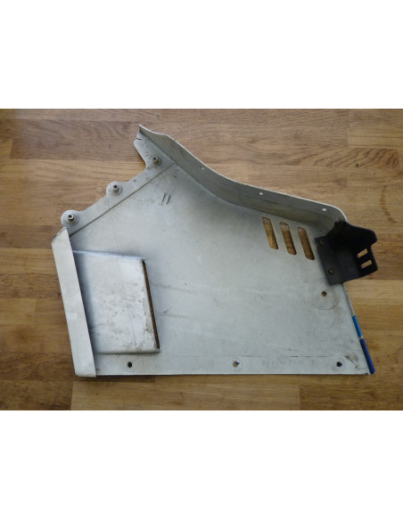 Flanc avant droit GSXR 750-85  - 2