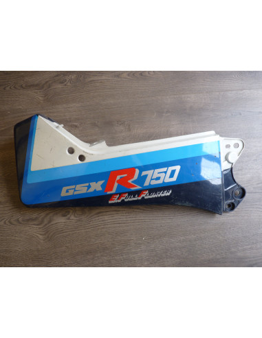Flanc arrière droit GSXR 750-86  - 2