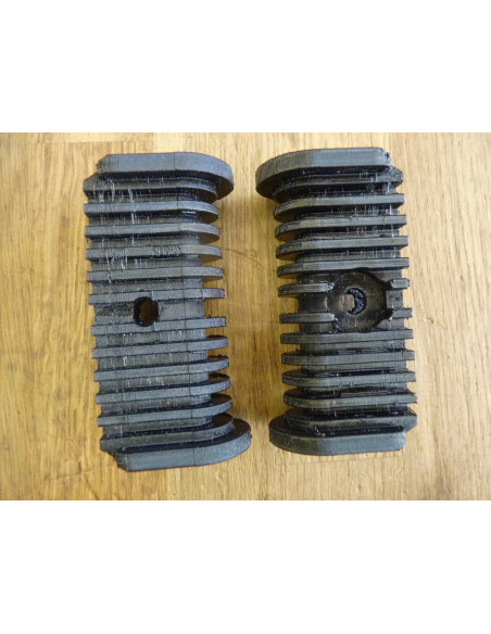 Silent bloc réservoir GSXR 750-1100 91-95  - 3